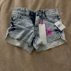 NWT SHORTS SIZE 1